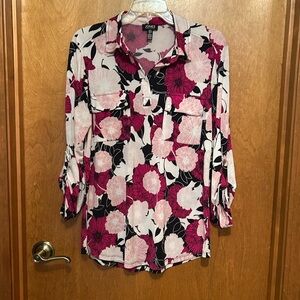 Stunning Jones New York floral collared tunic top size M